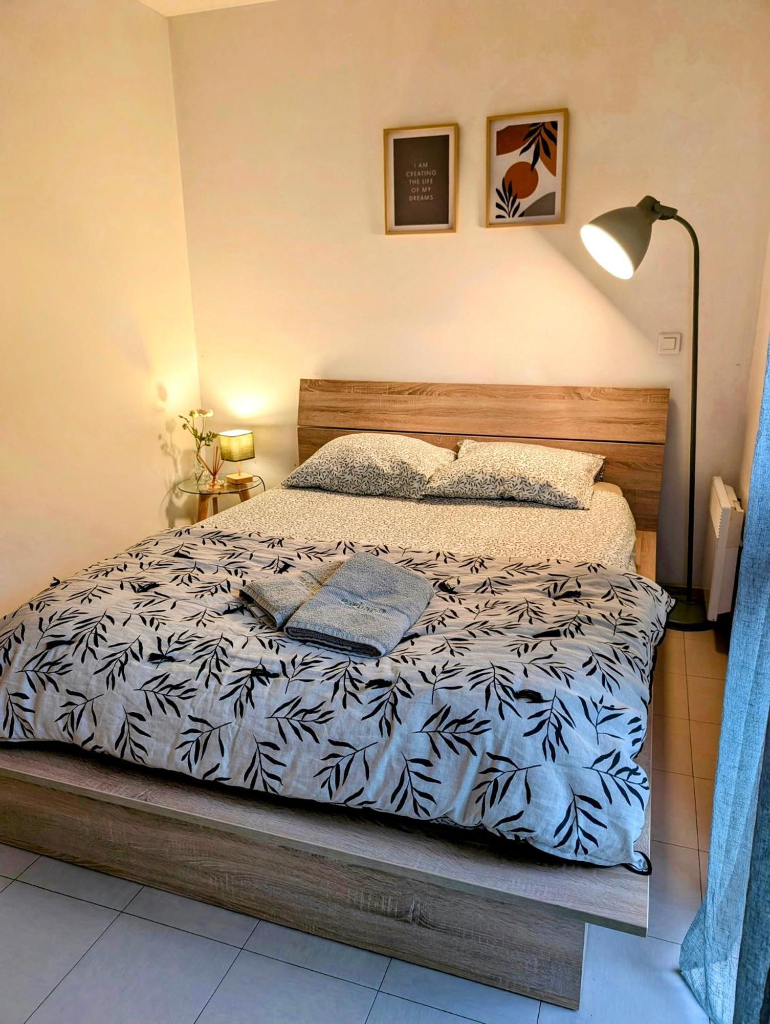 Appartamento L'Instant Sorgue LʼIsle-sur-la-Sorgue Esterno foto